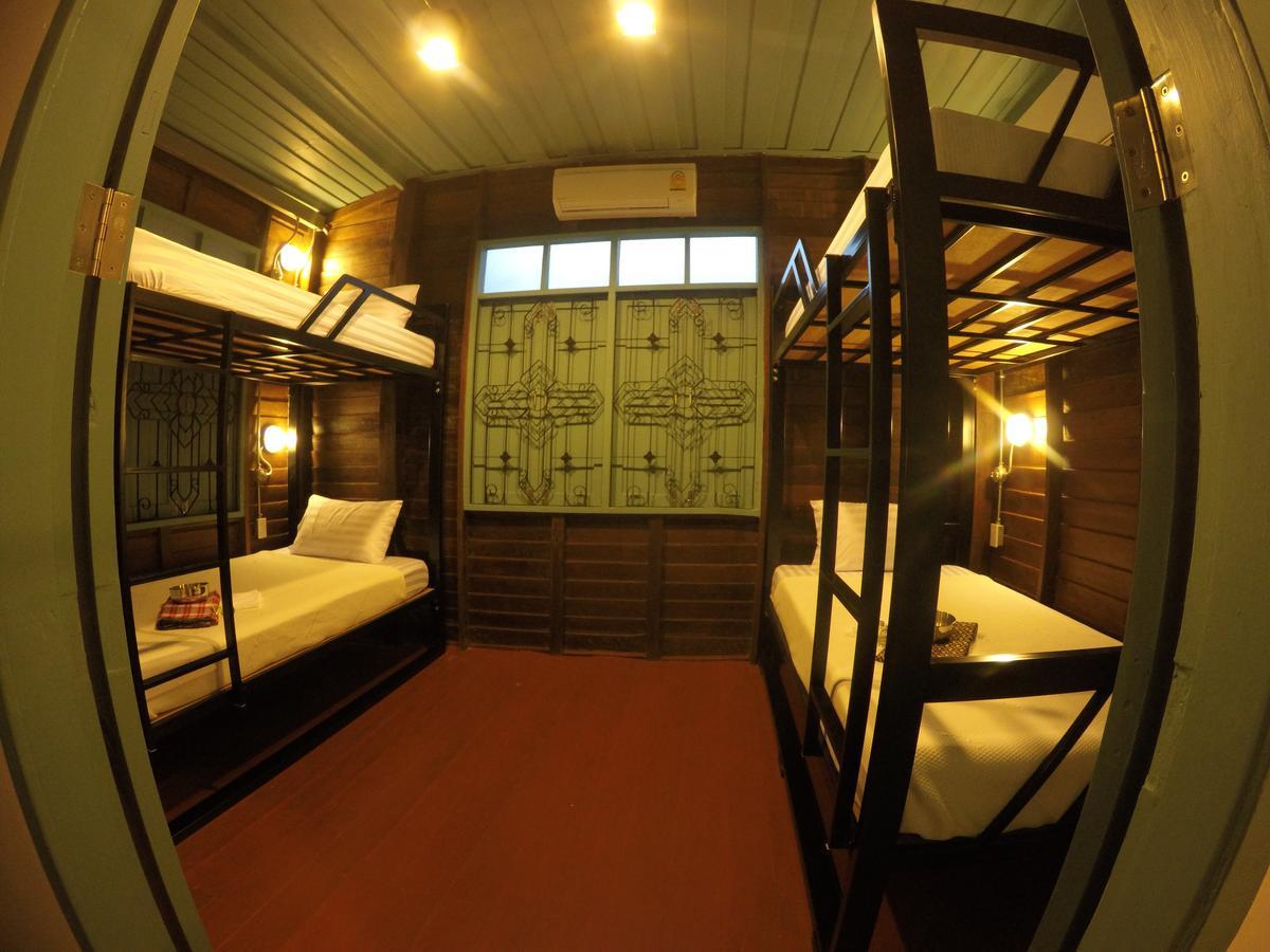 בנגקוק La Moon Hostel מראה חיצוני תמונה