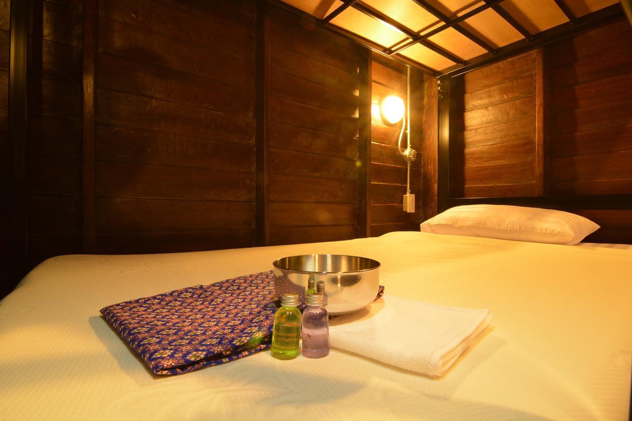 בנגקוק La Moon Hostel מראה חיצוני תמונה