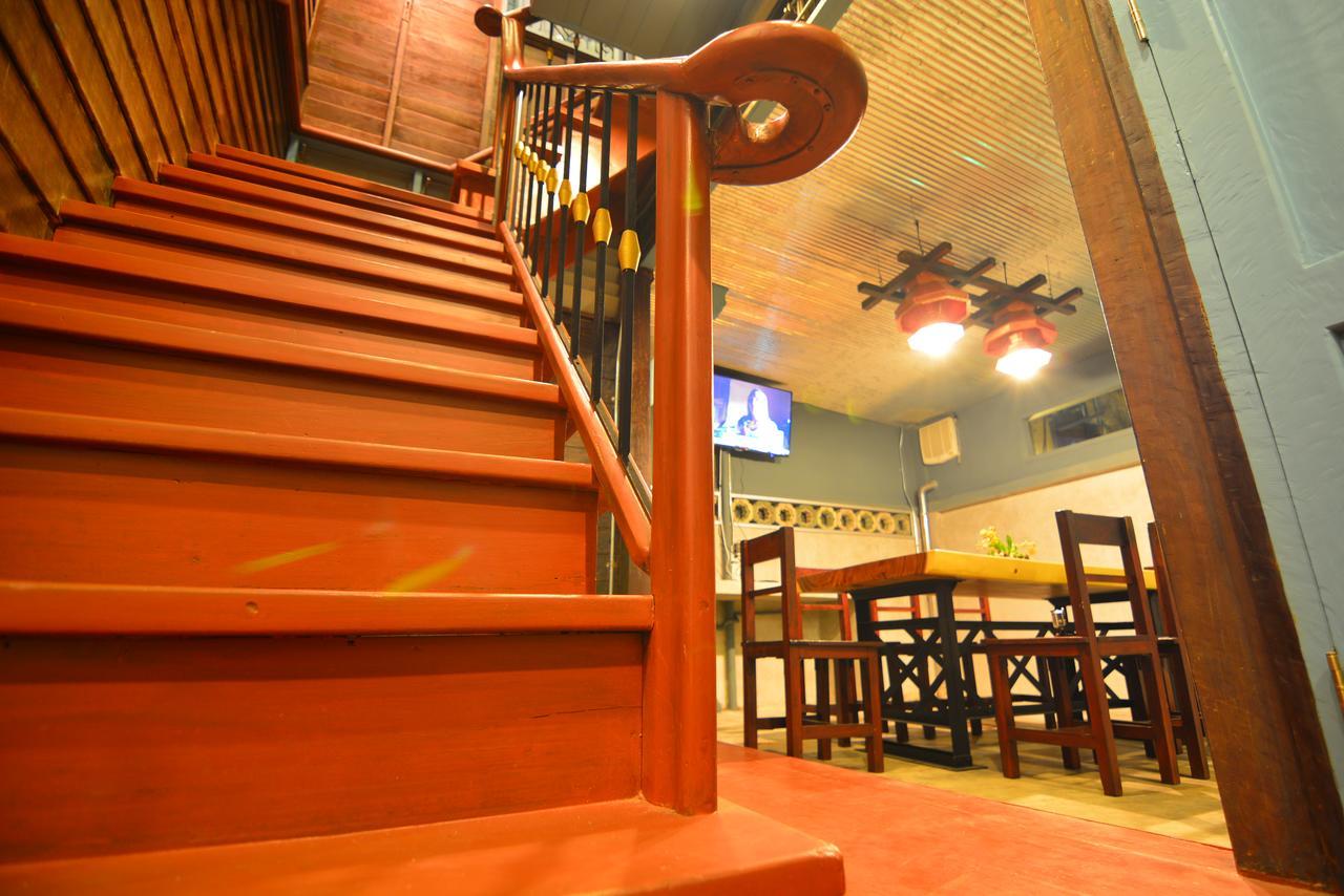 בנגקוק La Moon Hostel מראה חיצוני תמונה