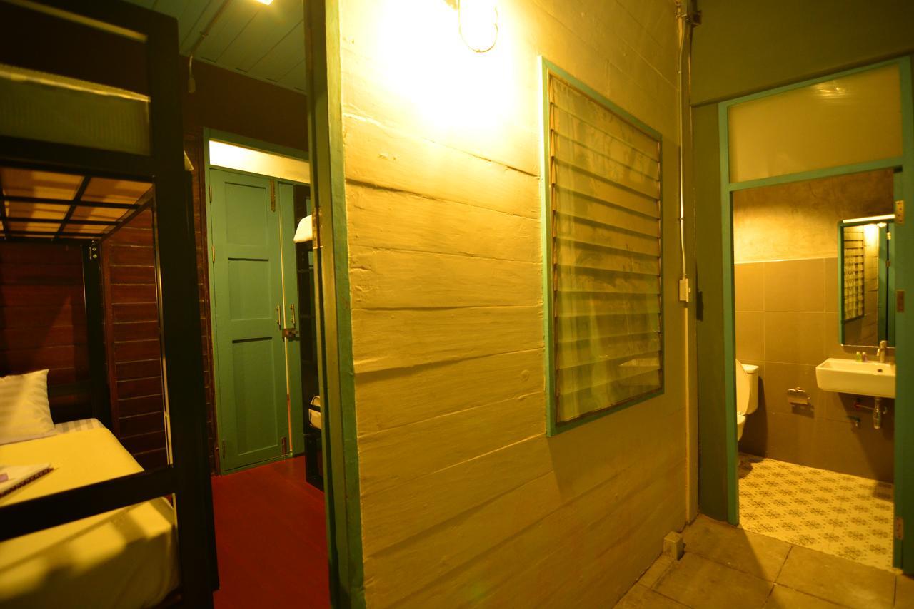 בנגקוק La Moon Hostel מראה חיצוני תמונה