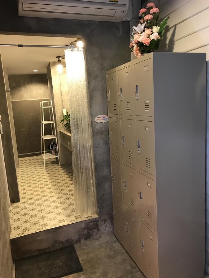 בנגקוק La Moon Hostel מראה חיצוני תמונה